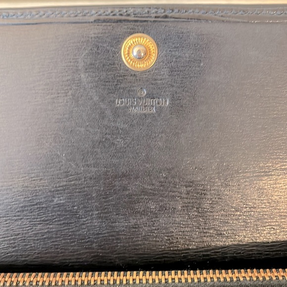 Louis Vuitton Epi Porte Feuille Sarah Long Wallet - Picture 6 of 12
